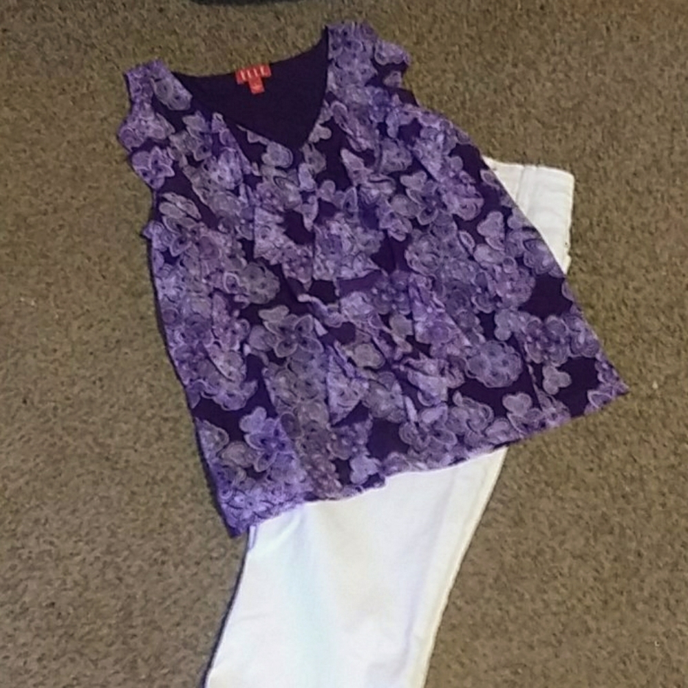 Gorgeous flowing summer top size L